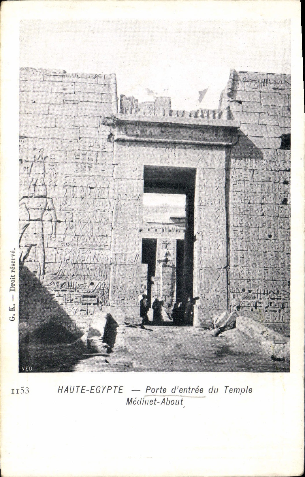CPA Egypt Egypte Porte d'entree du temple Medinet About