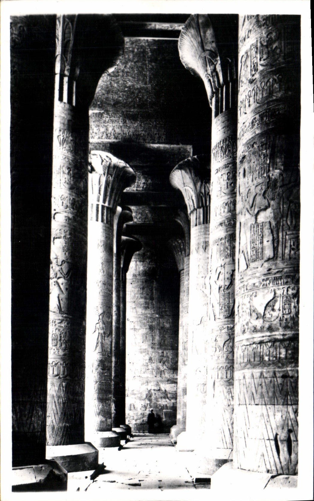 CPA Egypt Egypte Edfou The Hypostyle Hall