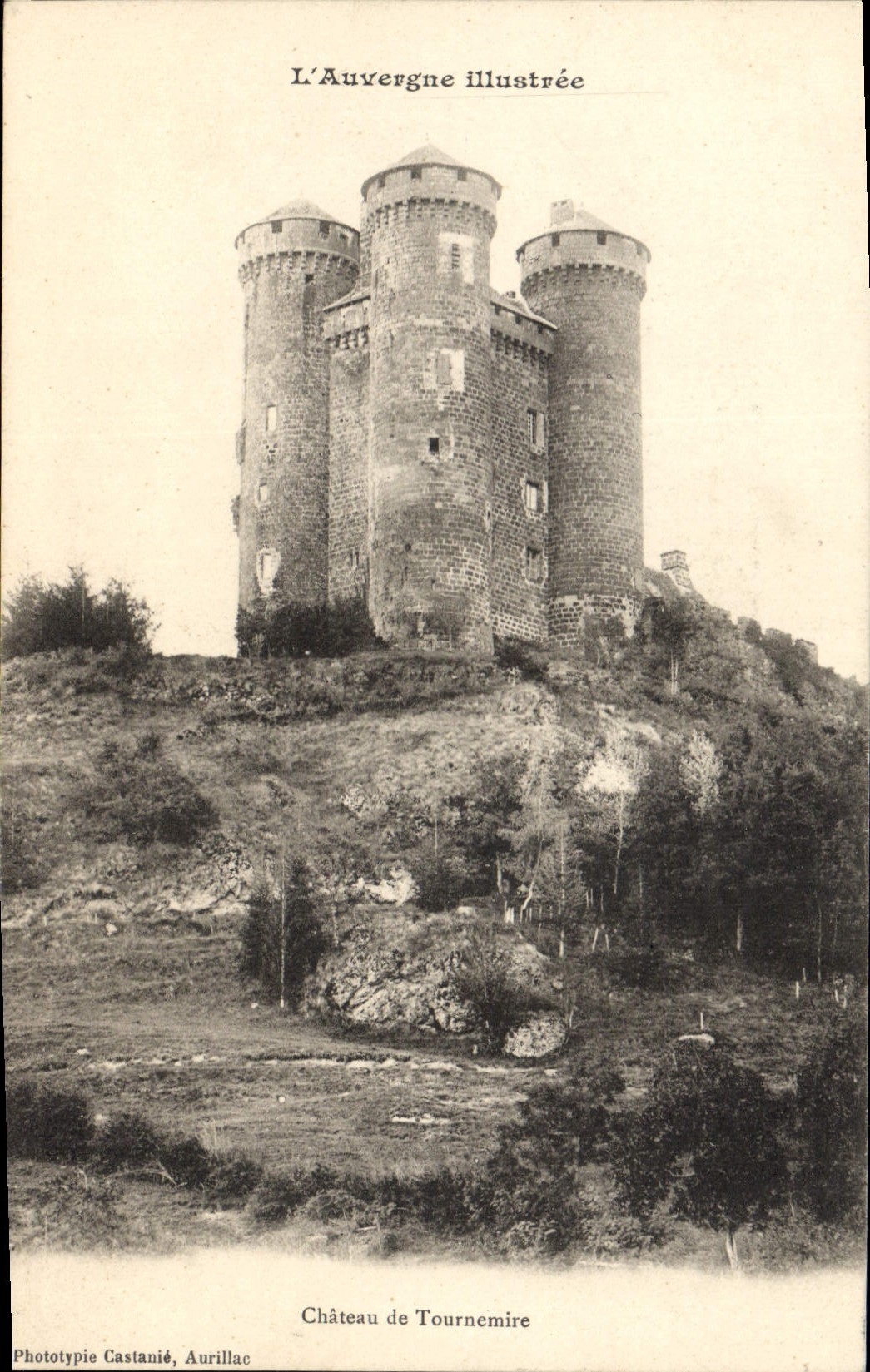 CPA Chateau de Tournemire Auvergne