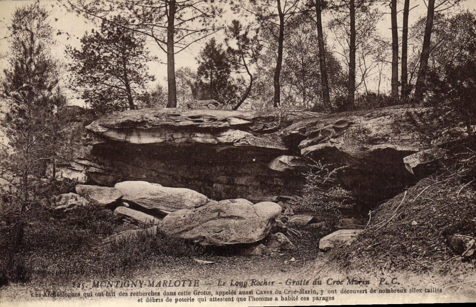 CPA Grotte Grottes Montigny Marlotte Le long rocher Grotte du Croc Marin