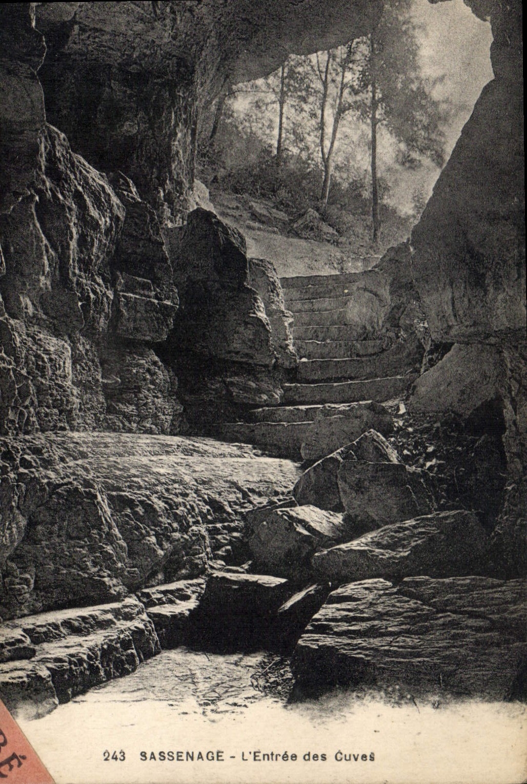 CPA Grotte Grottes Sassenage L'entree des cuves
