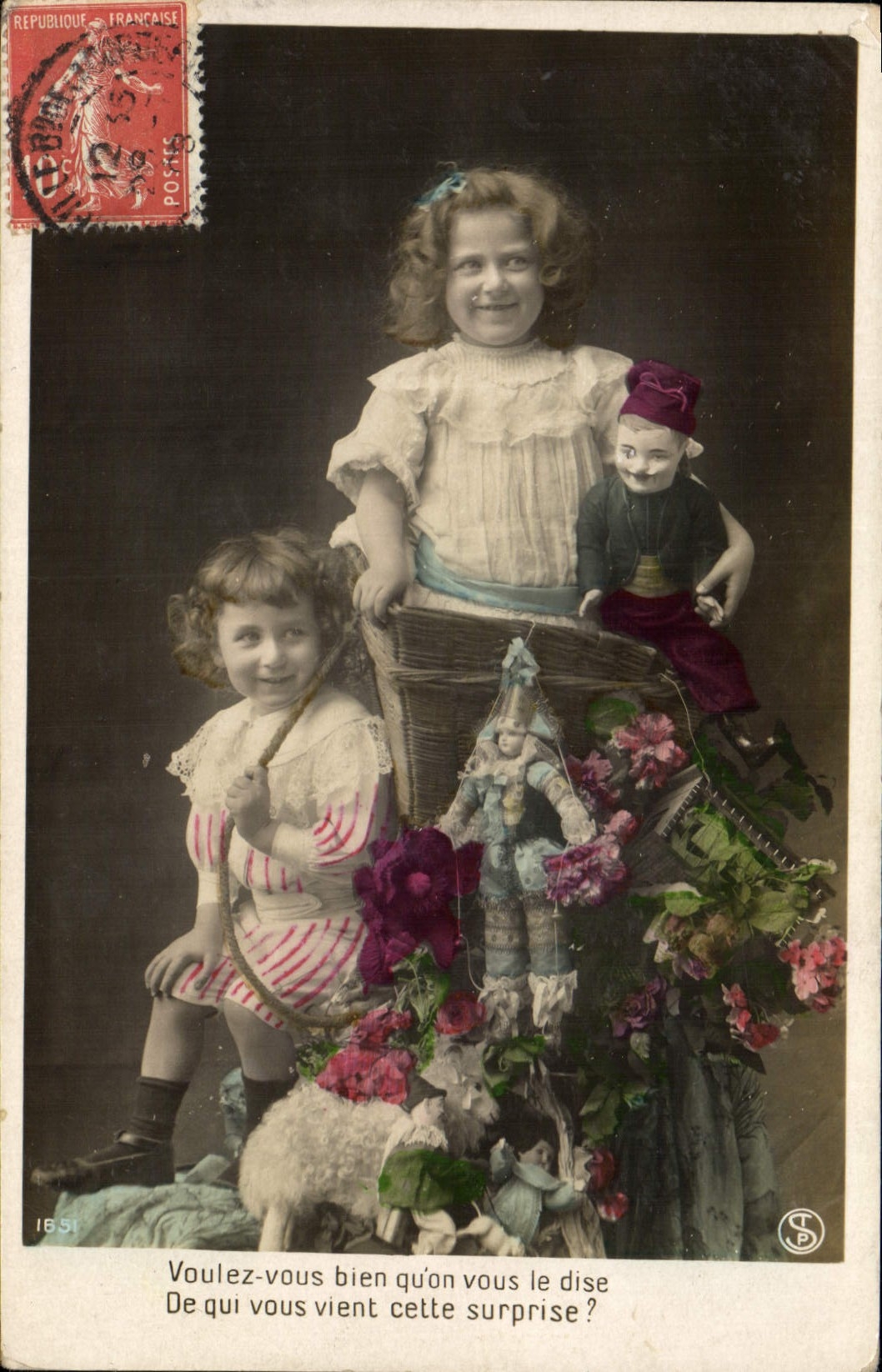 CPA Fantaisie Enfant Poupee 
