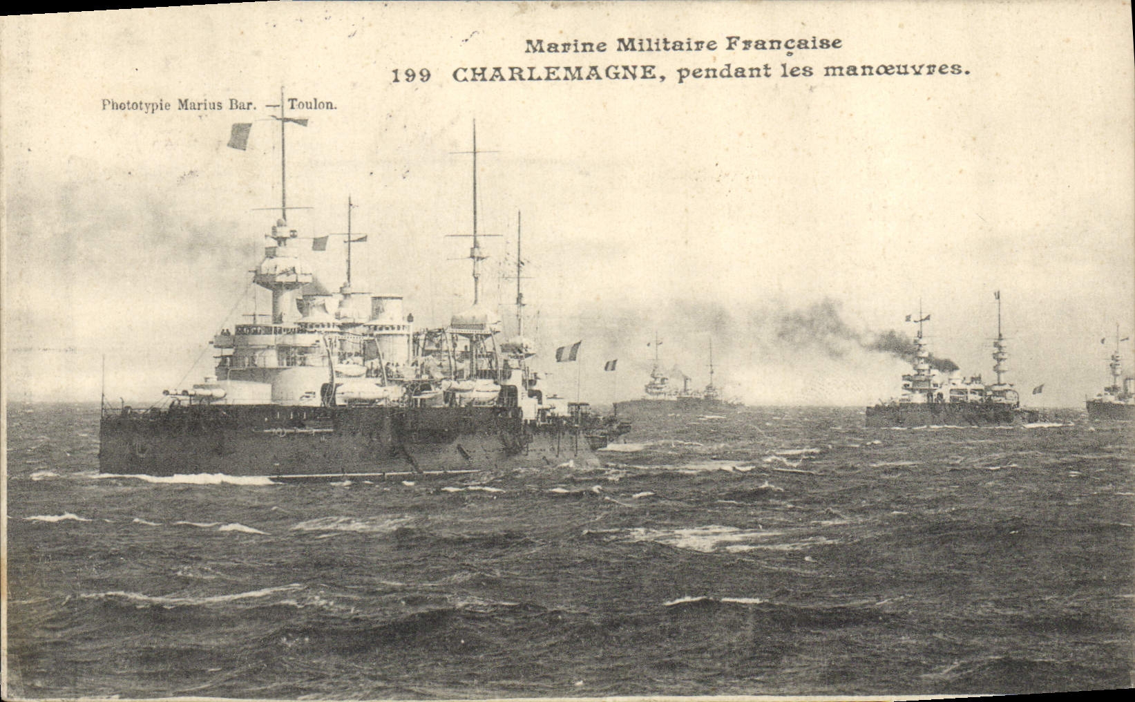 CPA Bateau de Guerre Charlemagne pendant les manoeuvres