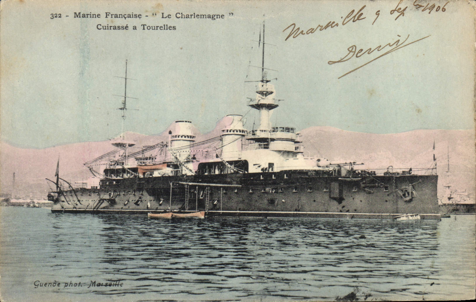 CPA Bateau de Guerre Le Charlemagne Cuirasse a tourelles
