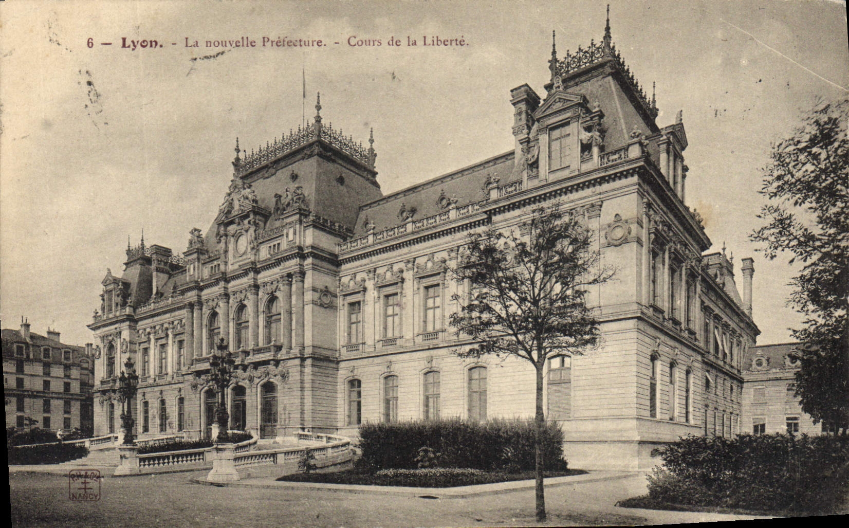 CPA Lyon La nouvelle Prefecture Cours de la liberte