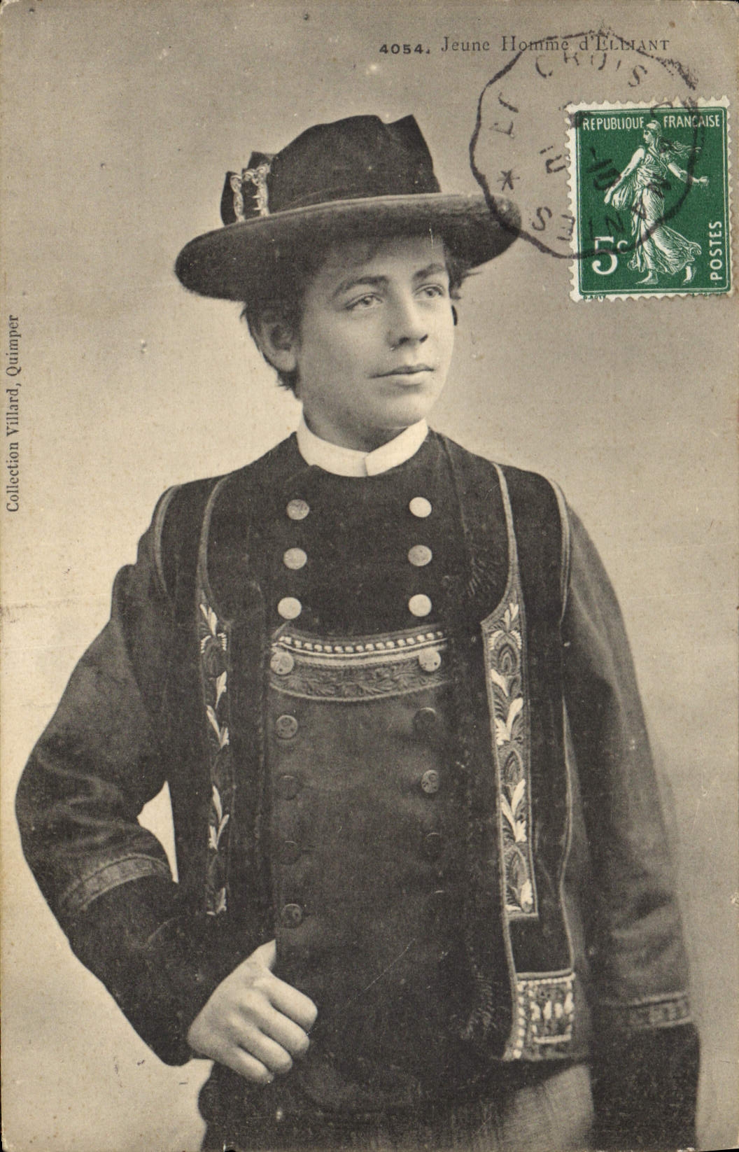 CPA Folklore Jeune homme d'Elliant