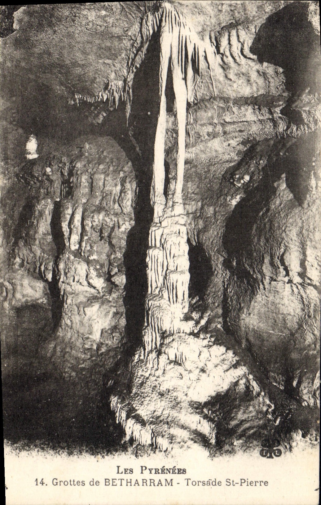 CPA Les pyrenees Grottes de Betharram Torsade St Pierre
