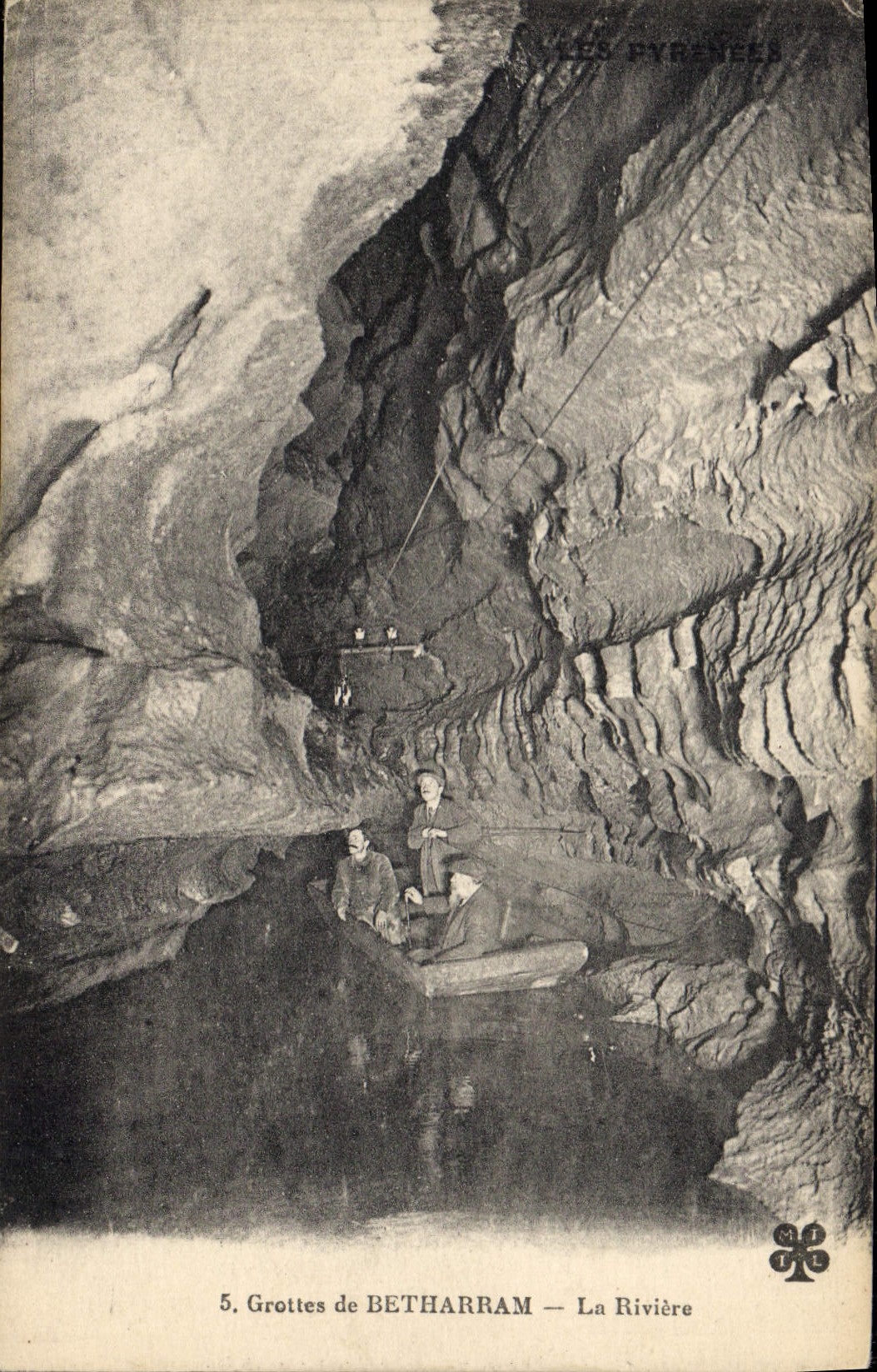 CPA Grottes de Betharram La Riviere 