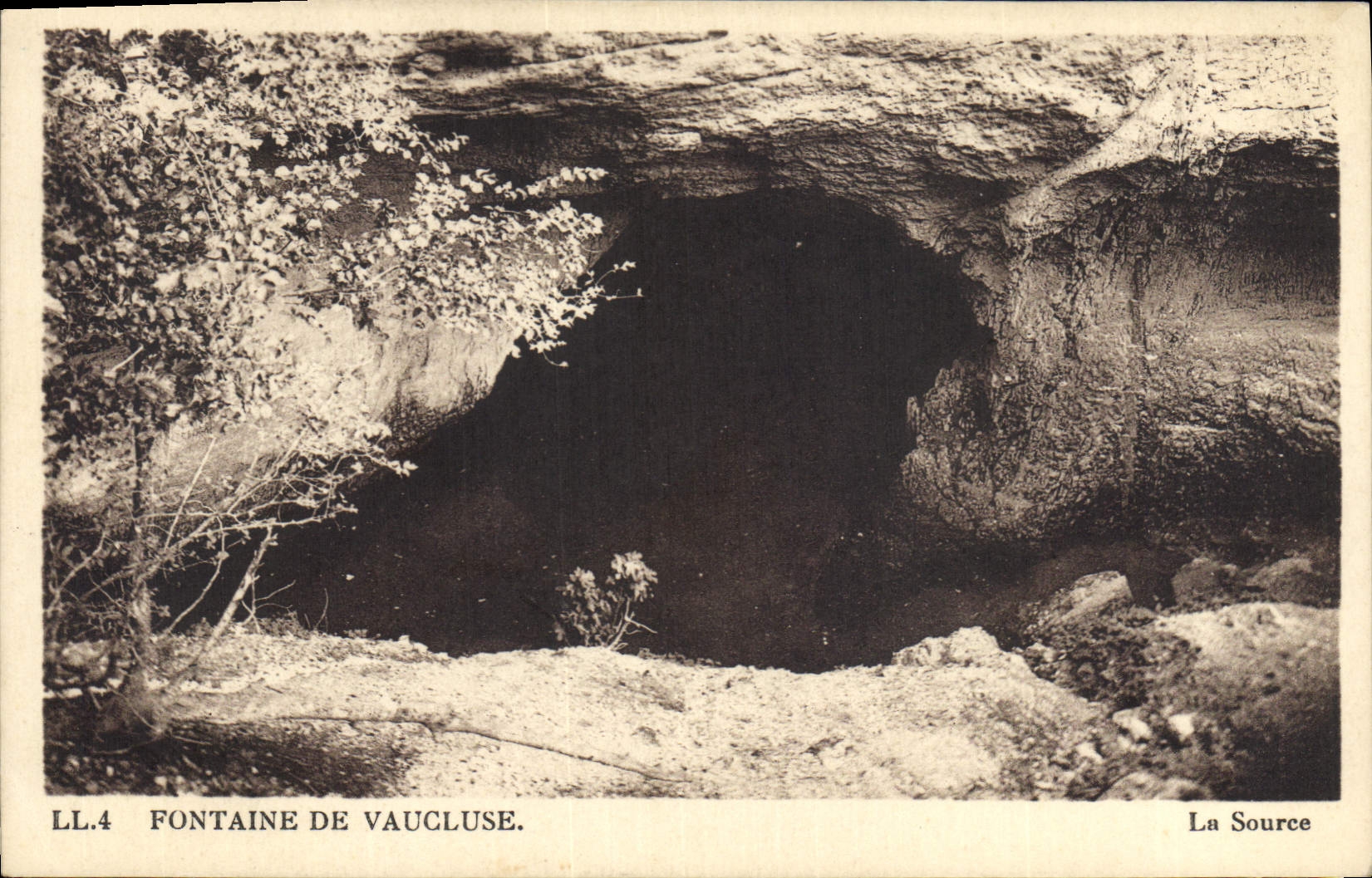 CPA Fontaine de Vaucluse La Source 