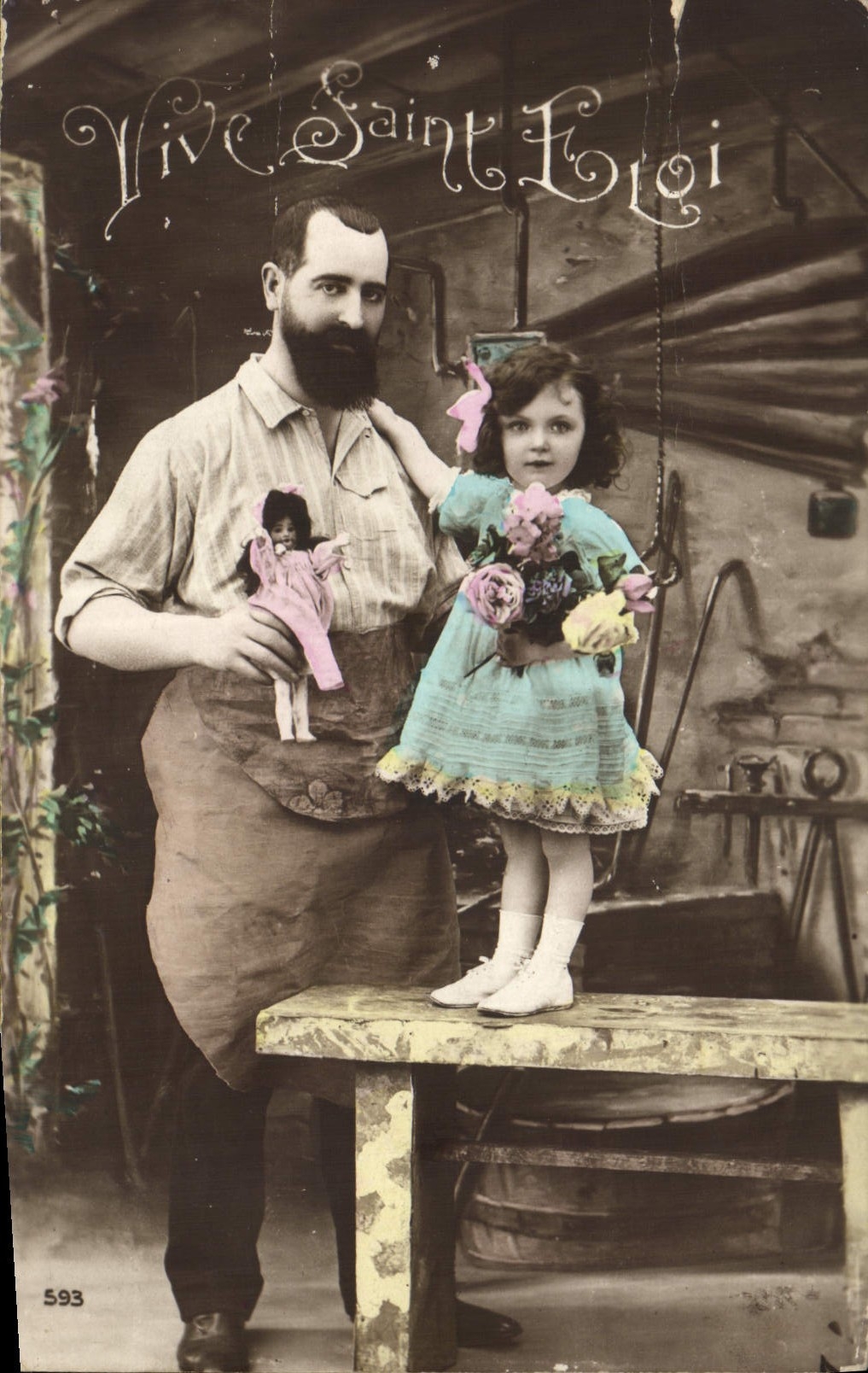 CPA Fantaisie Poupee  Vive saint Eloi Forgeron