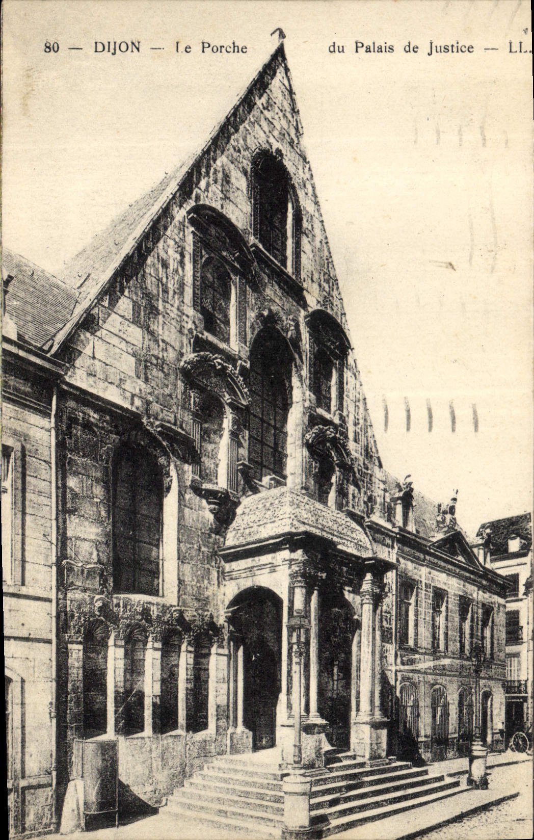 CPA Dijon Le Porche du Palais de Justice 