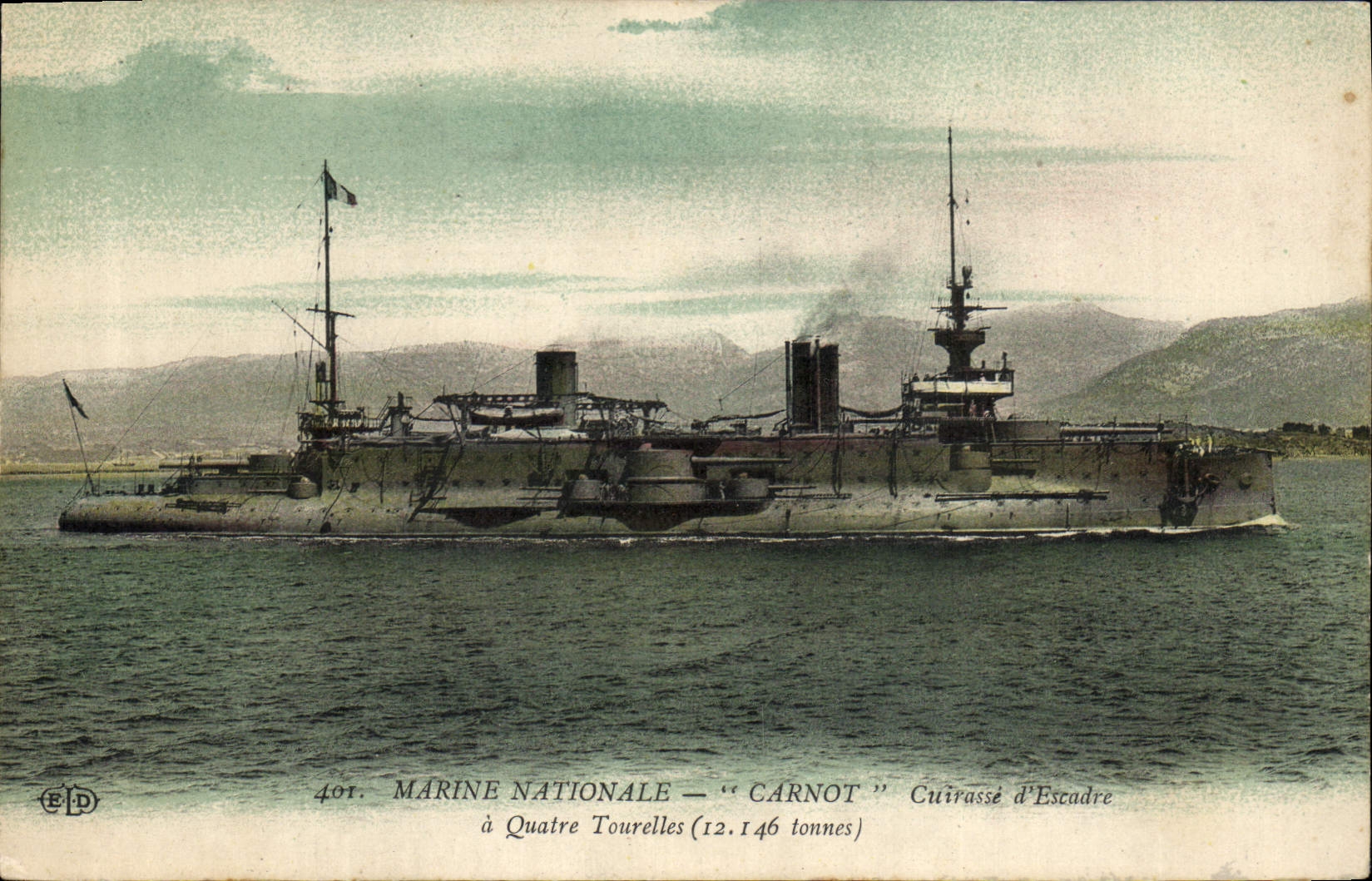 CPA Bateau de GuerreMerine Nationale Carnot Cuirasse d'Escadre a quatre tourelles (12146 tonnes) 