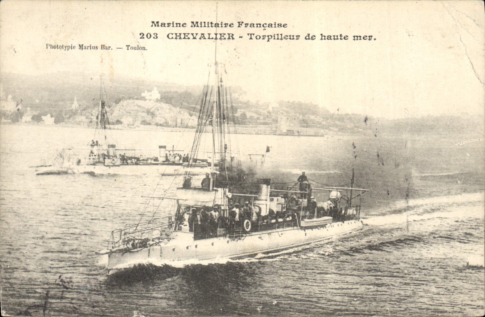 CPA Bateau de GuerreMarine Militaire Francaise Chevalier Torpilleur de haute mer 