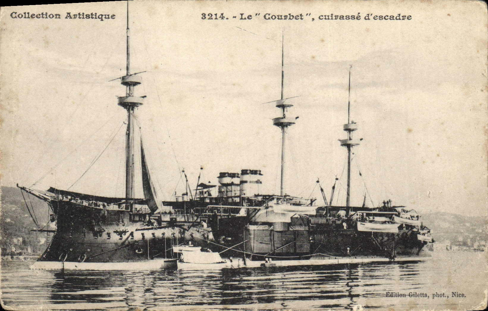 CPA Bateau de GuerreCollection Artistique Le Courbet cuirasse d'escadre 