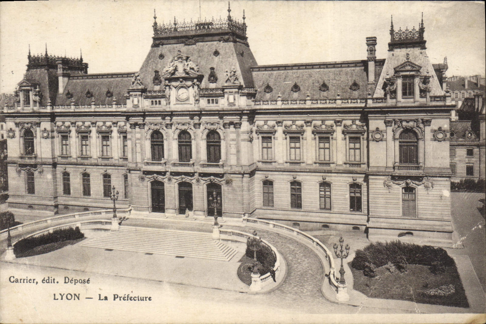 CPA Lyon La Prefecture 