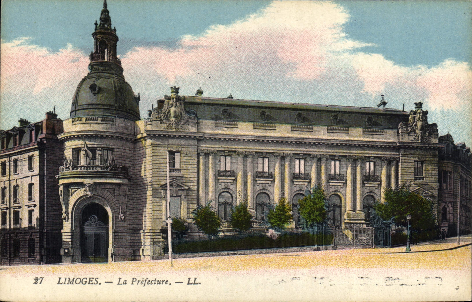 CPA Limoges La Prefecture 