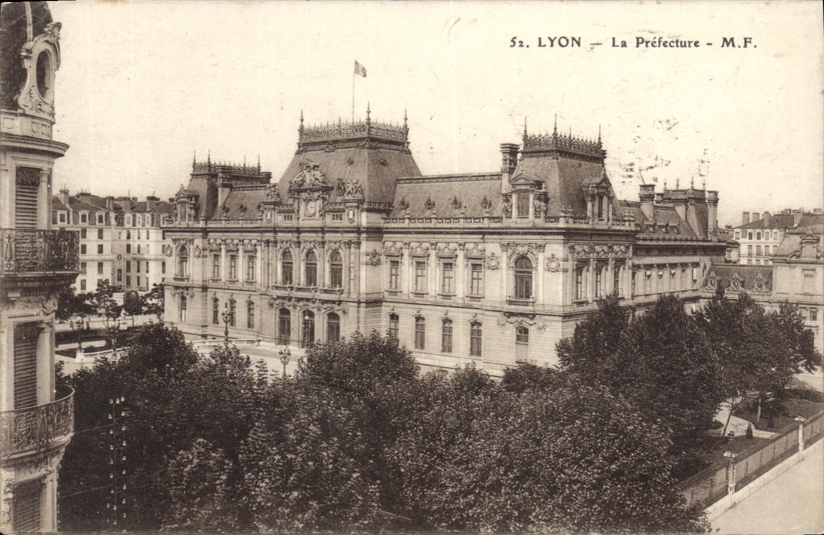 CPA Lyon La Prefecture 