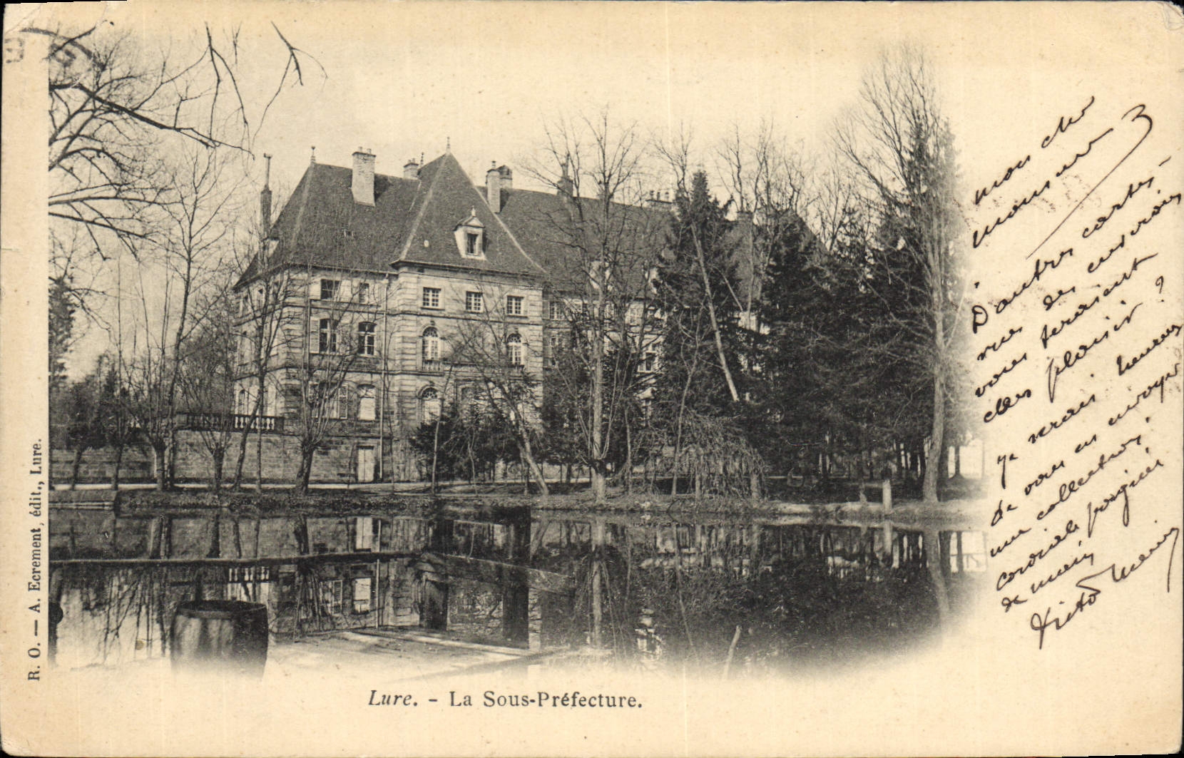 CPA Lure La Sous Prefecture 