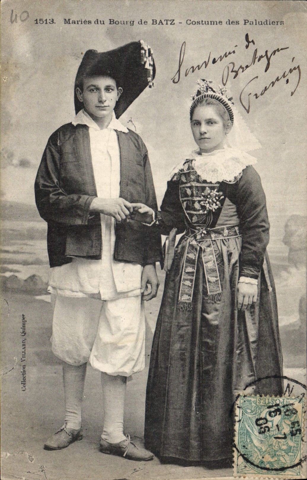 CPA Folklore Maries du bourg de Batz Costume des Paludiers 