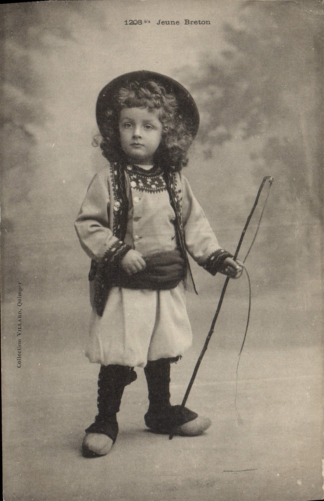 CPA Folklore Jeune breton 