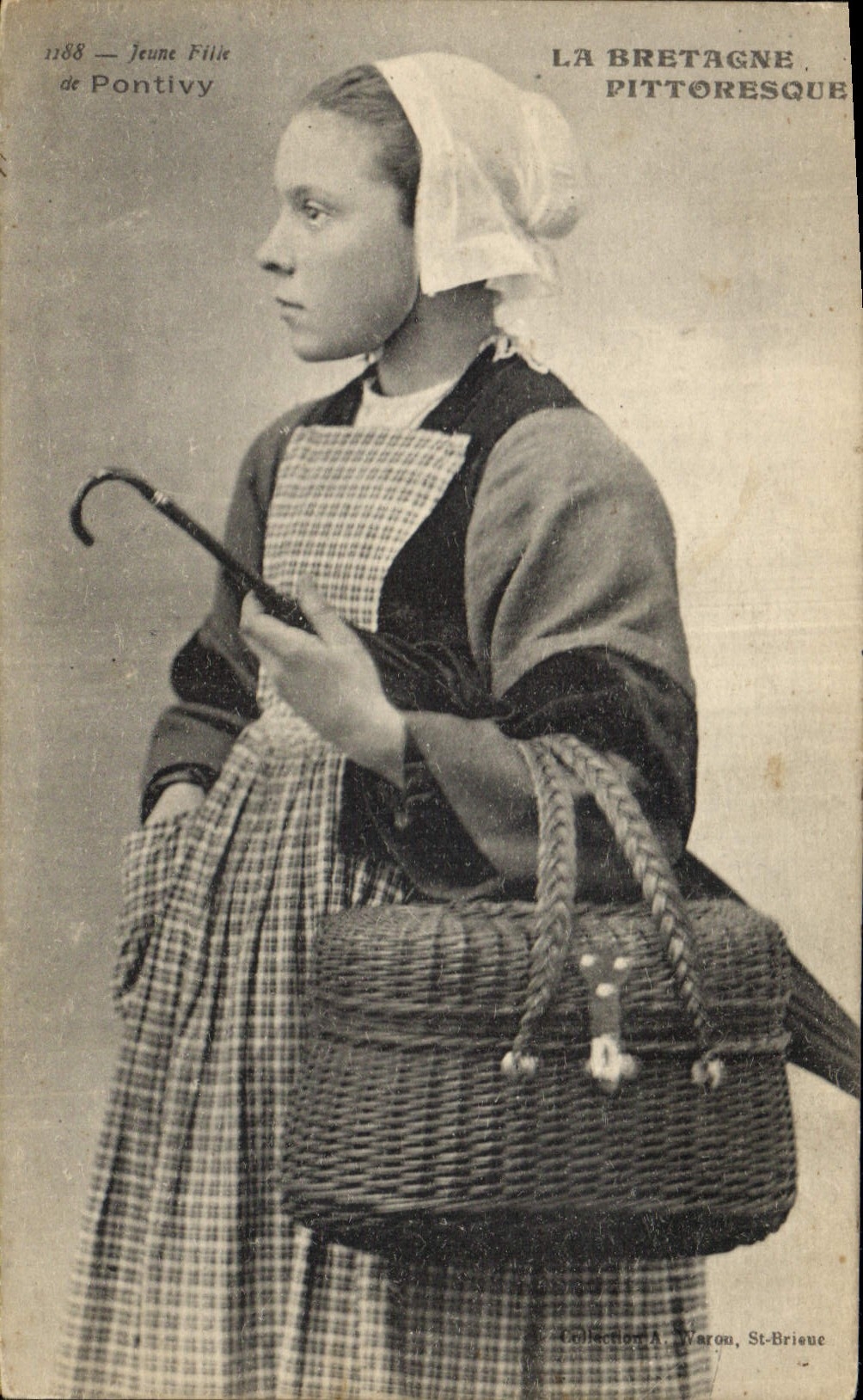 CPA Folklore Pontivy La Bretagne pittoresque 