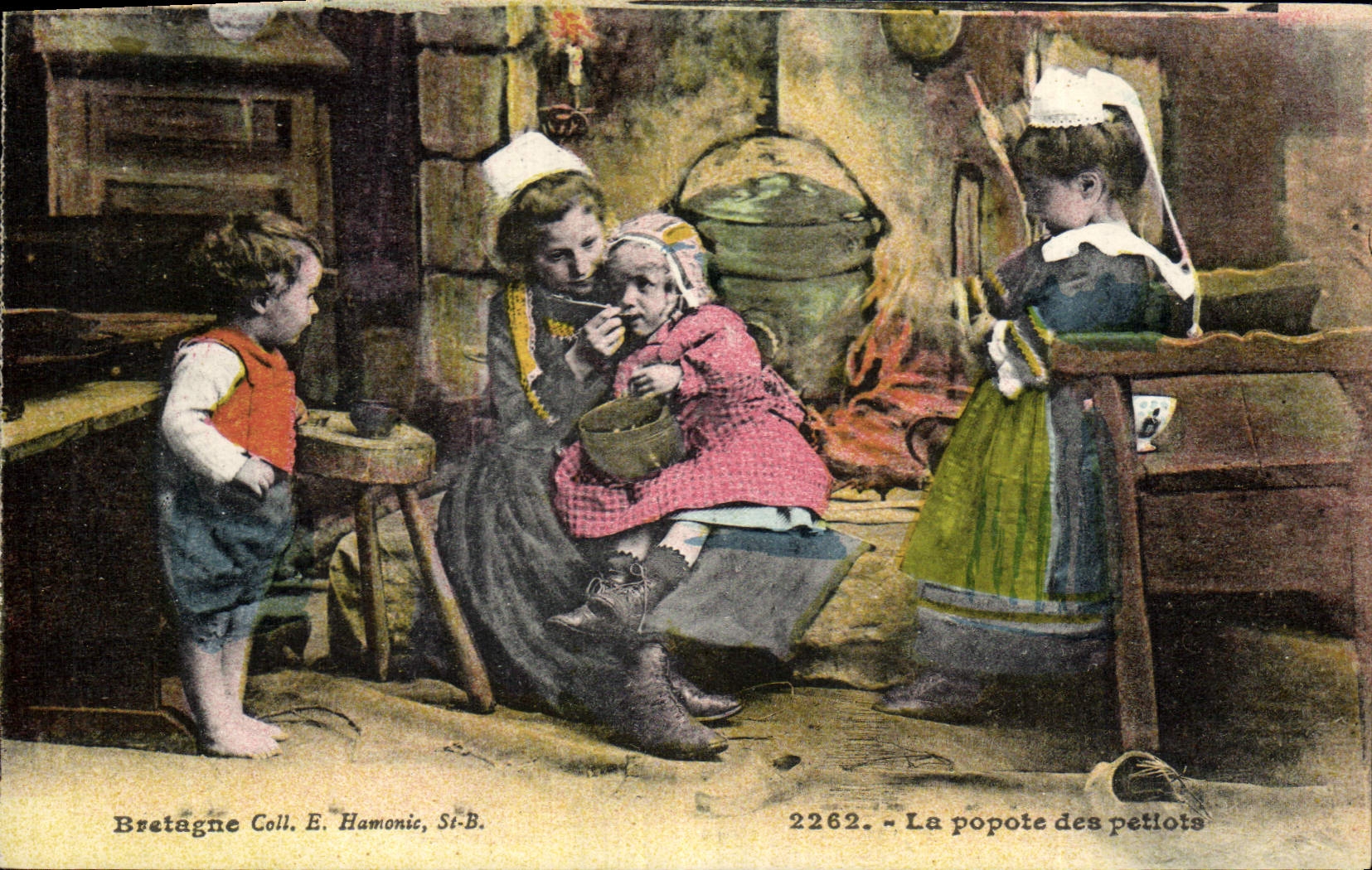 CPA Folklore Bretagne La popote des petiots 