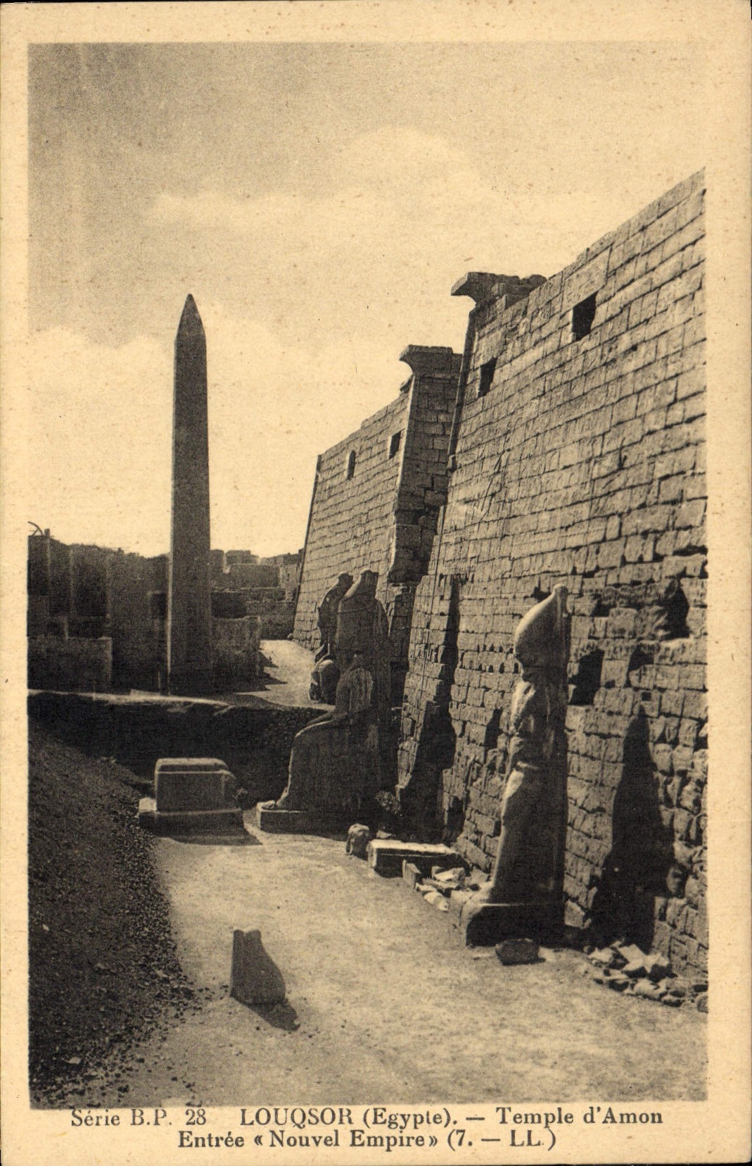 CPA Egypt Egypte Louqsor (Egypte) Temple d'Amon Entree Nouvel Empire