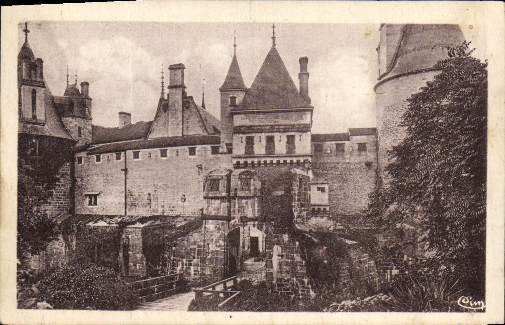 CPA La Rochepot (Cote d'Or) Chateau de la Rochepot Les ponts levis 