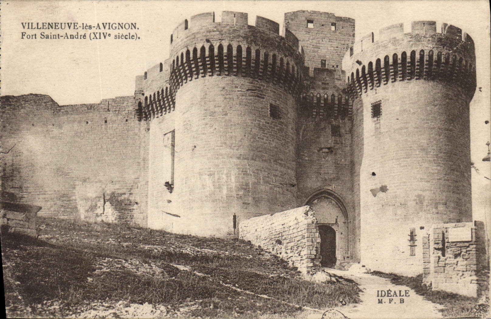 CPA Villeneuve les Avignon Fort Saint Andre (XIV siecle) 