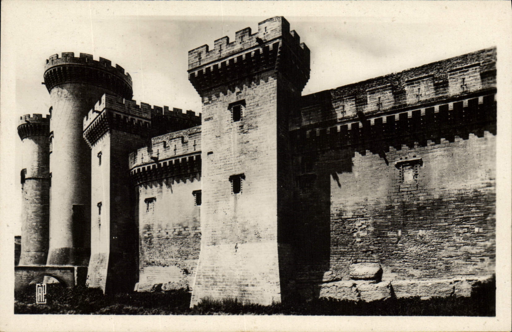 CPA Tarascon Chateau du roi Rene (XIV et XV s)