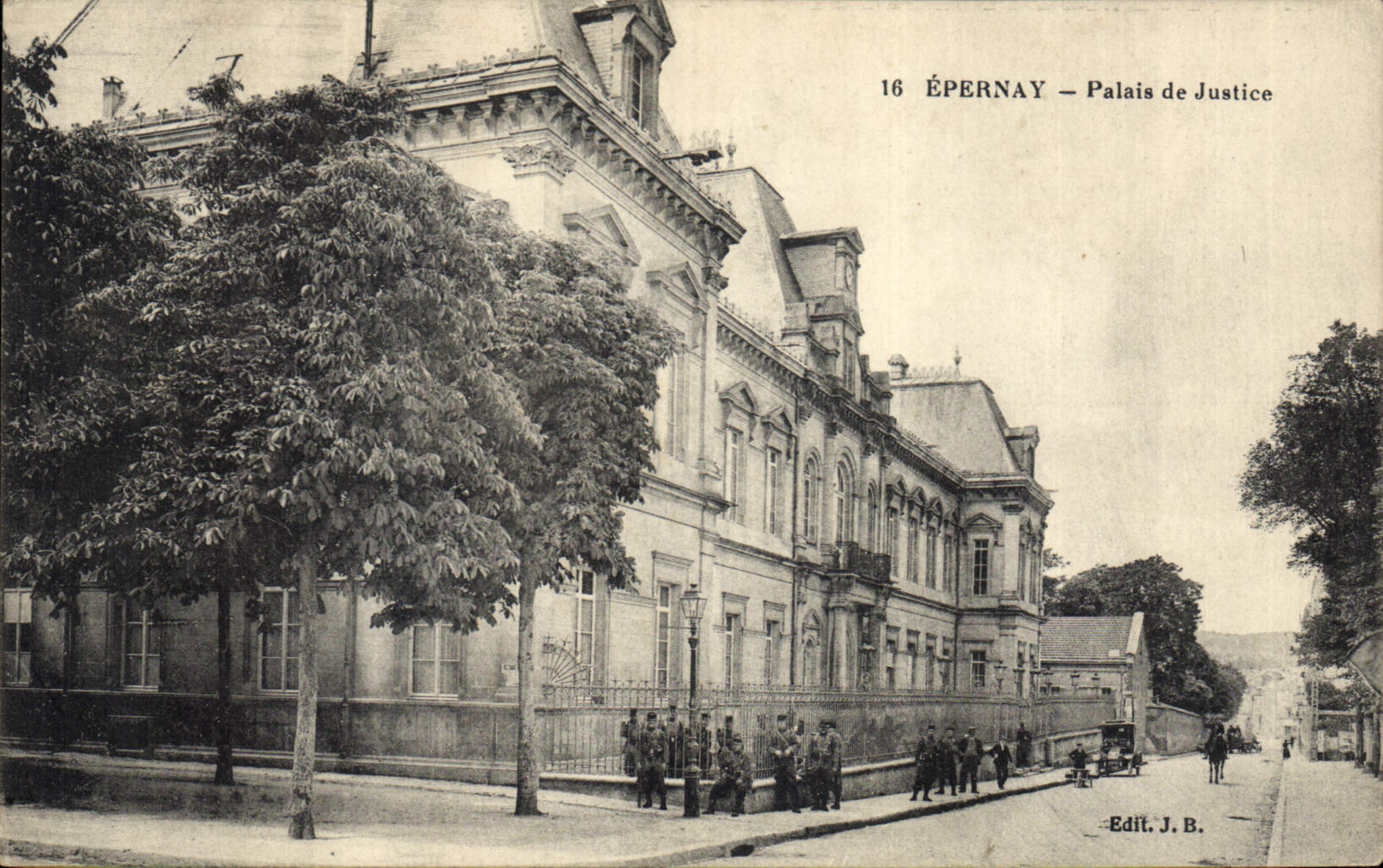 CPA Epernay Palais de Justice Militaria