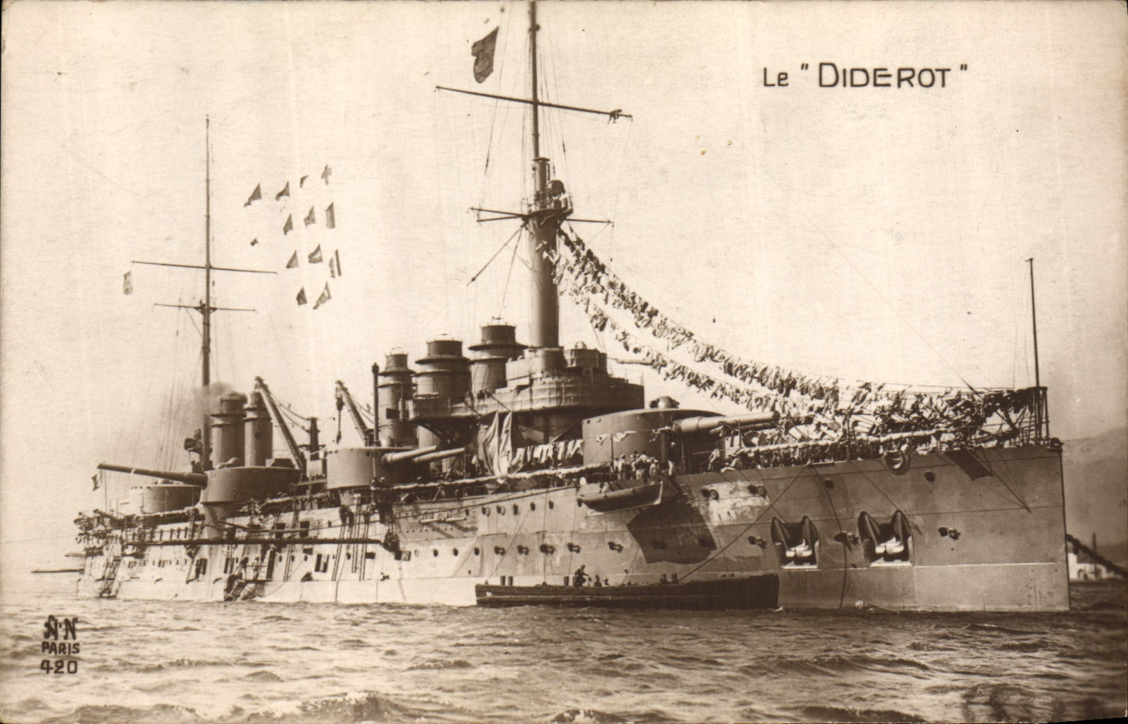 CPA Bateau de Guerre Le Diderot 