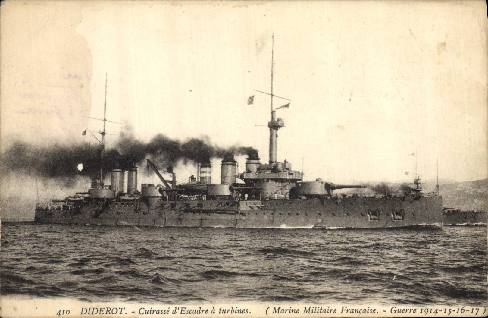 CPA Bateau de Guerre Diderot cuirasse d'escadre a turbines Marine Militaire Francaise Guerre 1914 15