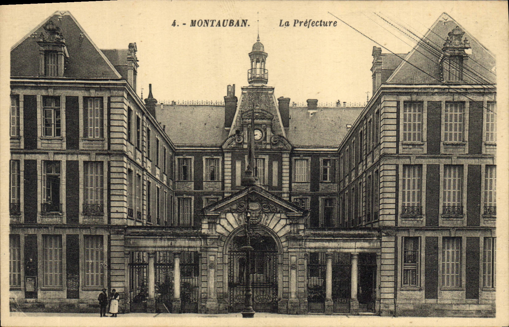 CPA Montauban La Prefecture 