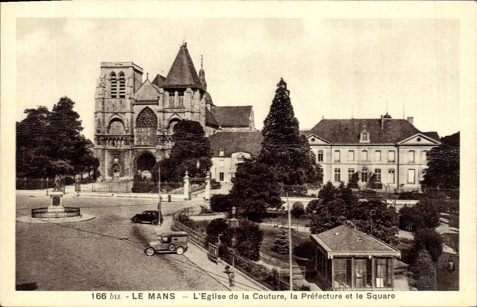 CPA Le Mans L'eglise de la couture la Prefecture et le Square 