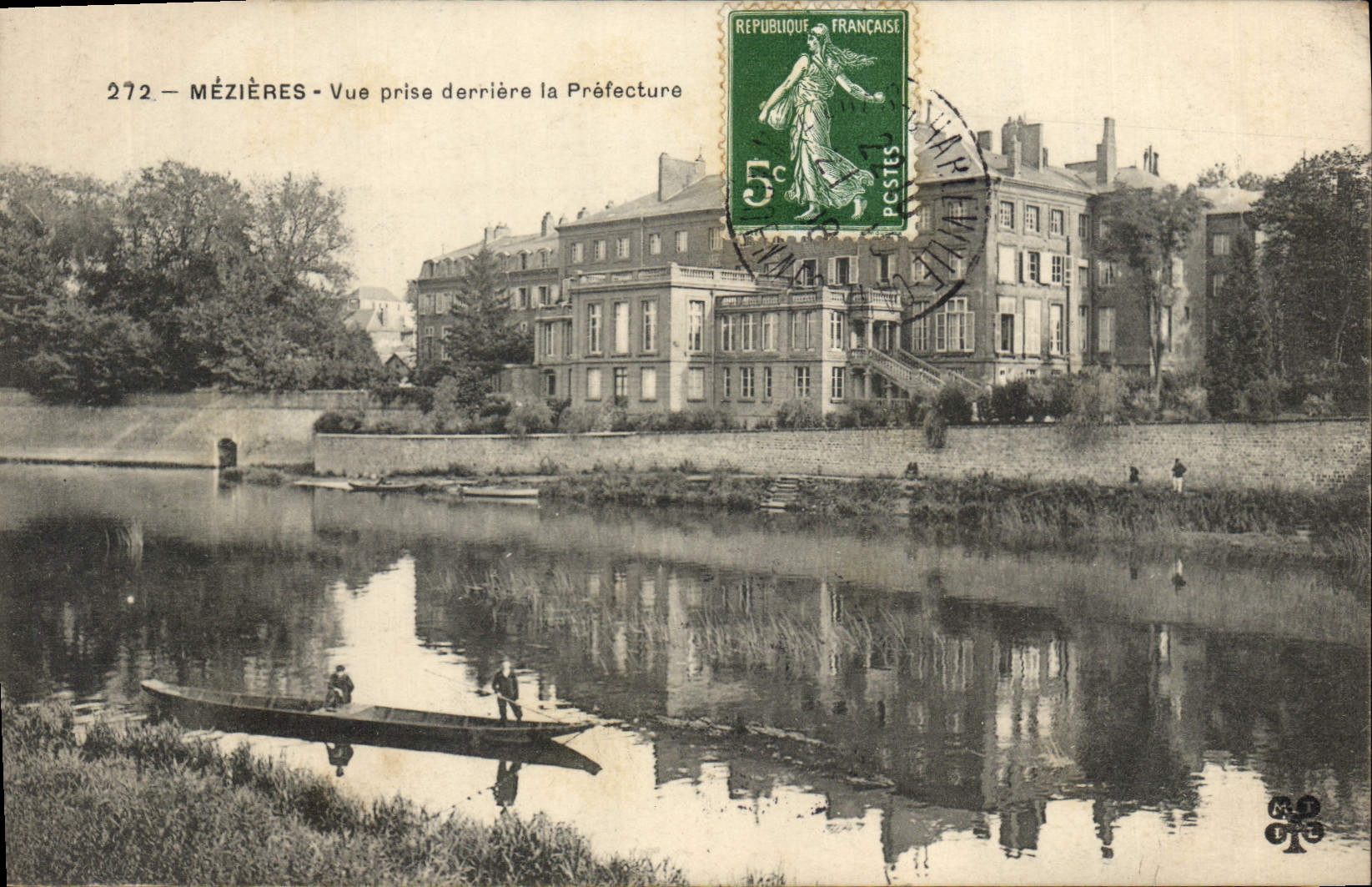 CPA Mezieres Vue prise derriere la Prefecture 