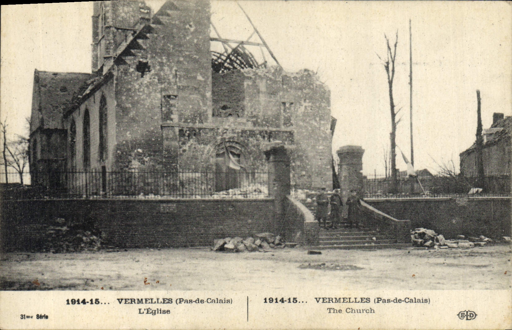 CPA Militaria 1914 15 Vermelles (Pas de Calais) L'Eglise