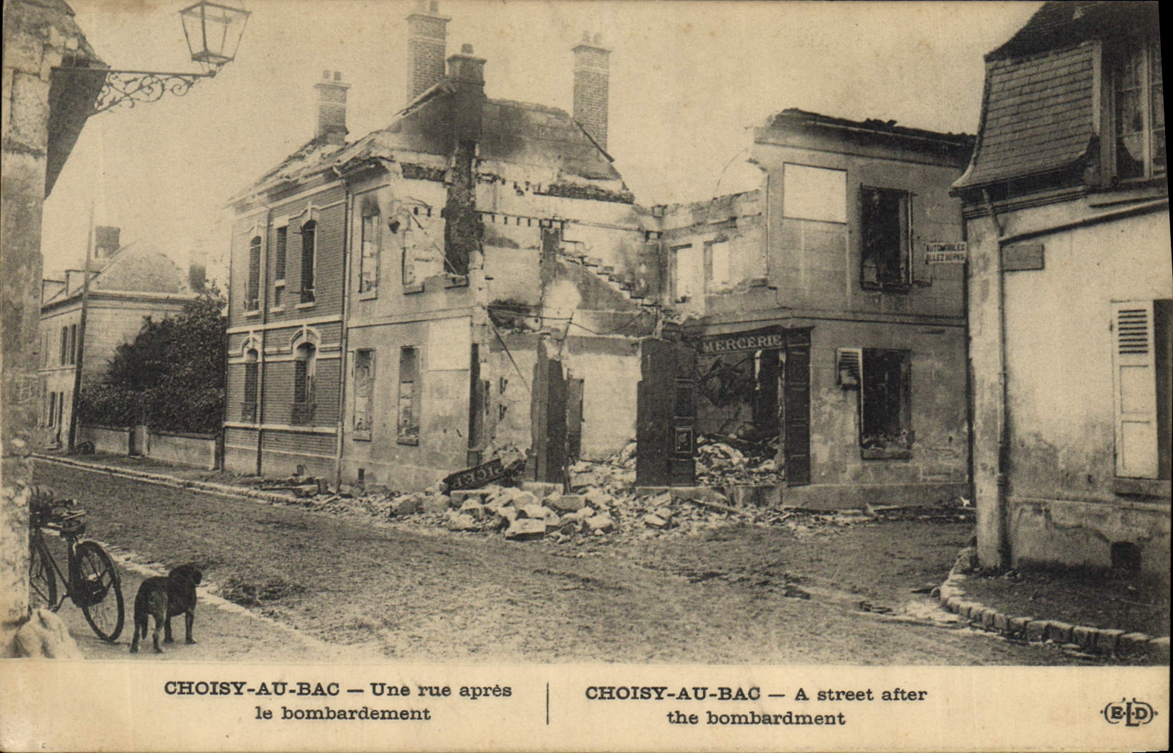 CPA Militaria Choisy au Bac Une rue apres le bombardement