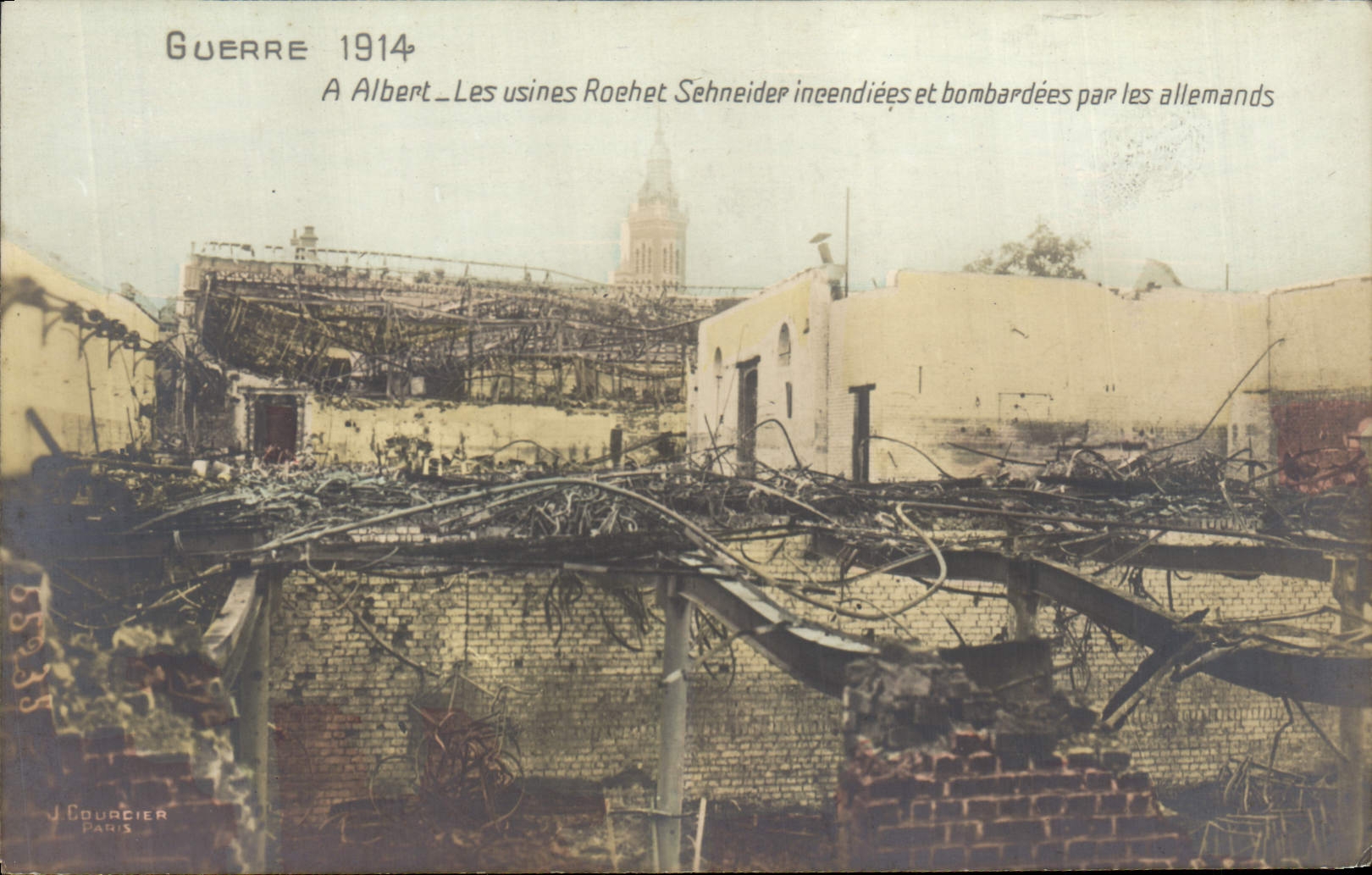 CPA Militaria Guerre 1914 Albert Les usines Roehet Schneider incendiees et bombardees par les allema