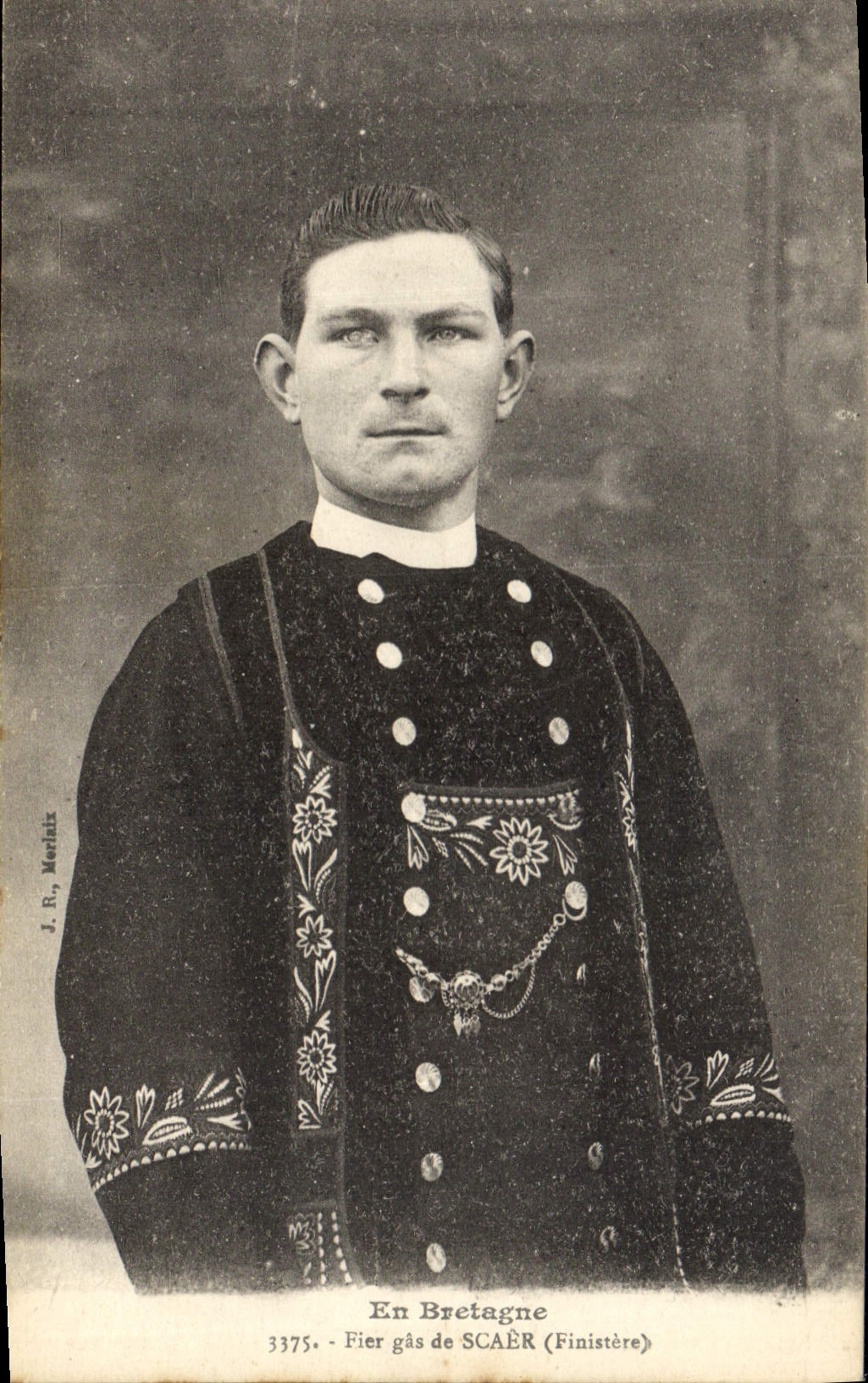 CPA Folklore En Bretagne Fier gas de Scaer (Finistere) 