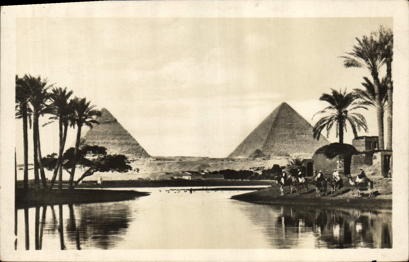 CPA Egypt Egypte Cairo Inondation at the Pyramids