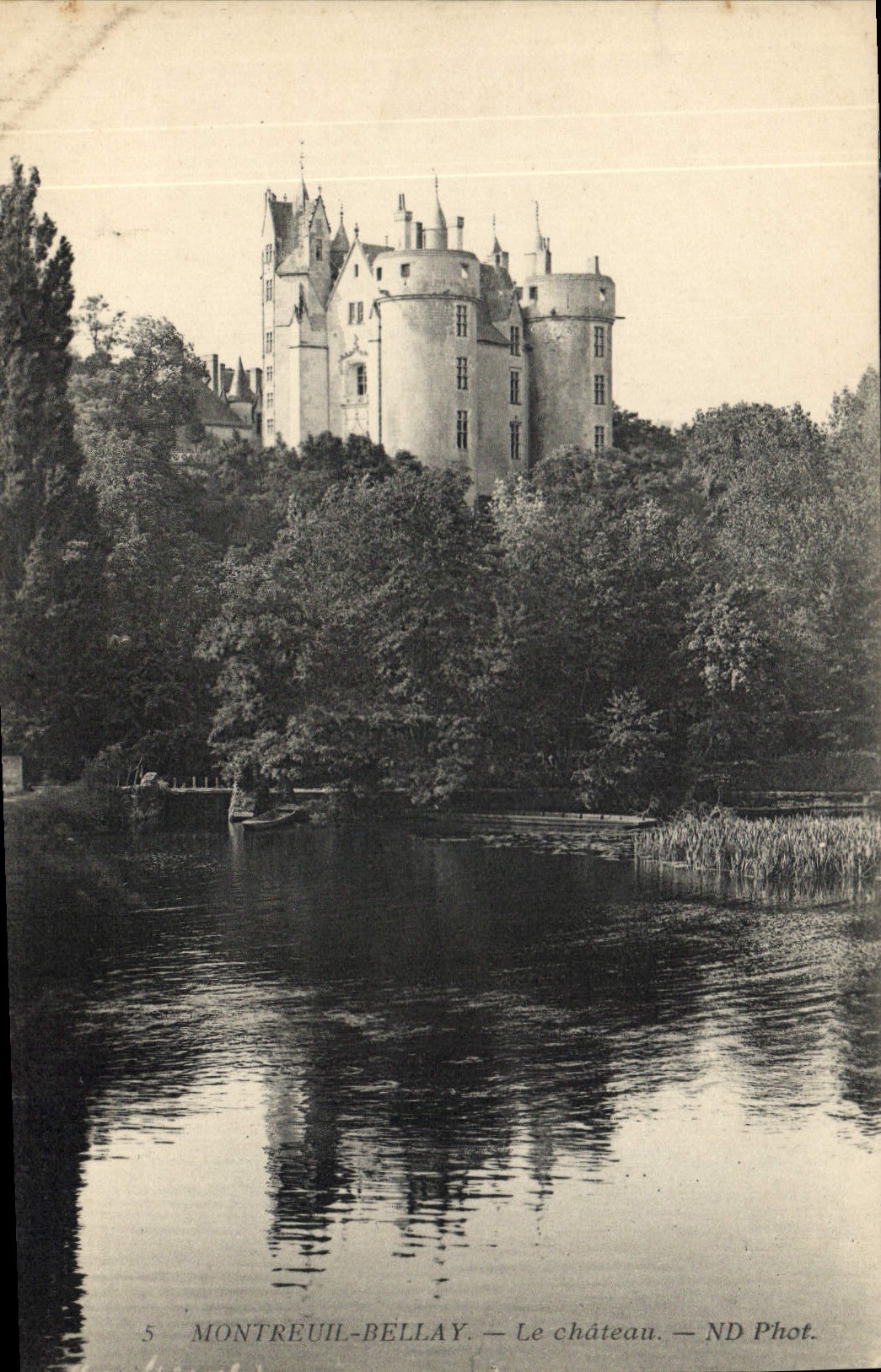 CPA Montreuil Bellay Le chateau 