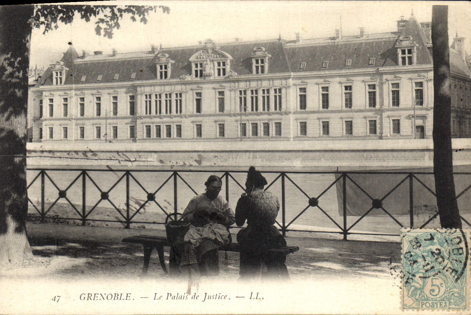CPA Grenoble Le Palais de Justice 