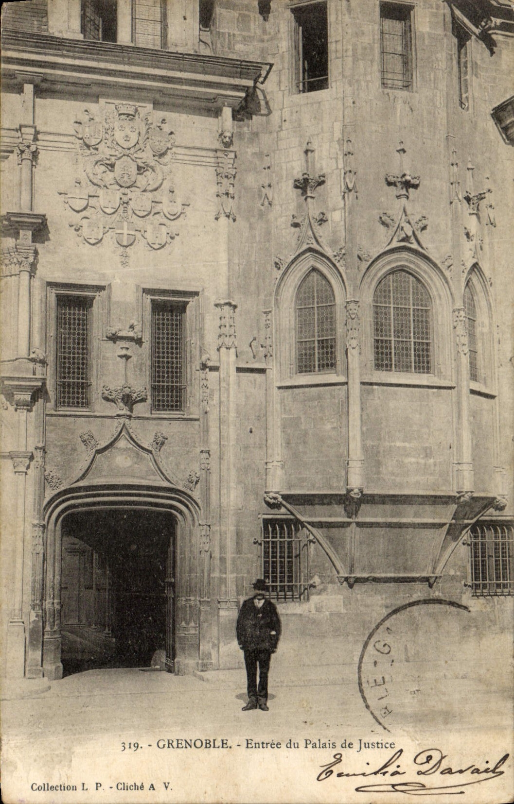 CPA Grenoble Entree du Palais de Justice 