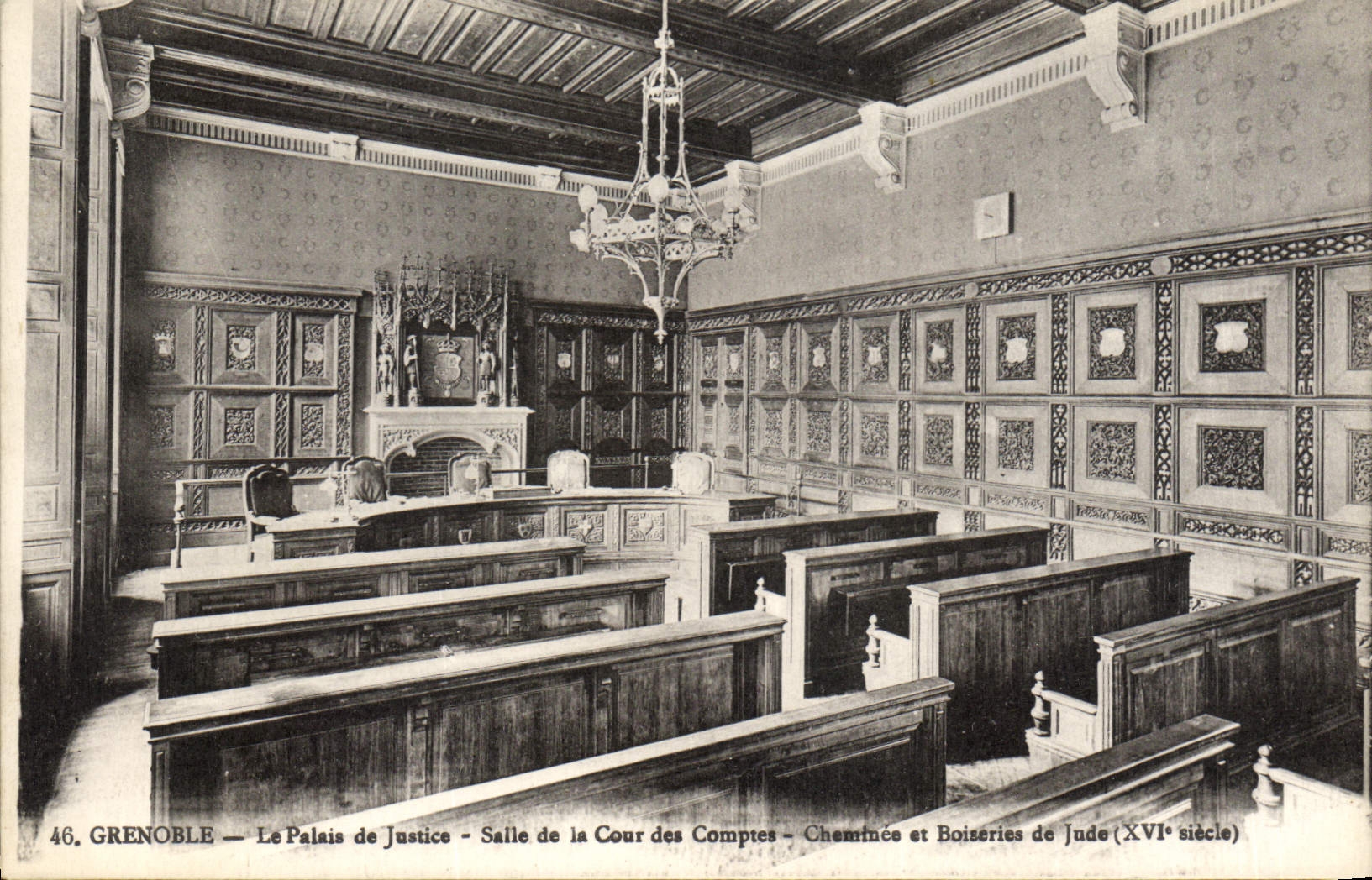 CPA Grenoble Le Palais de Justice Salle de la Cour des Comptes Cheminee et Boiseries de Jude (XV sie