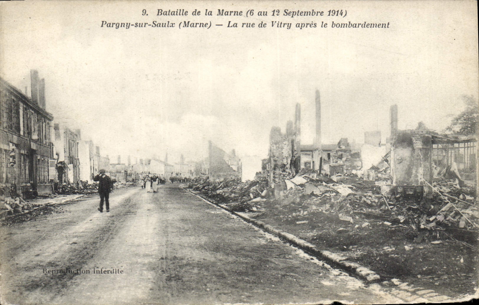 CPA Militaria Bataille de la marne 6 au 12 Sep 1914 la rue de vitry apres le bombardement Pargny sur