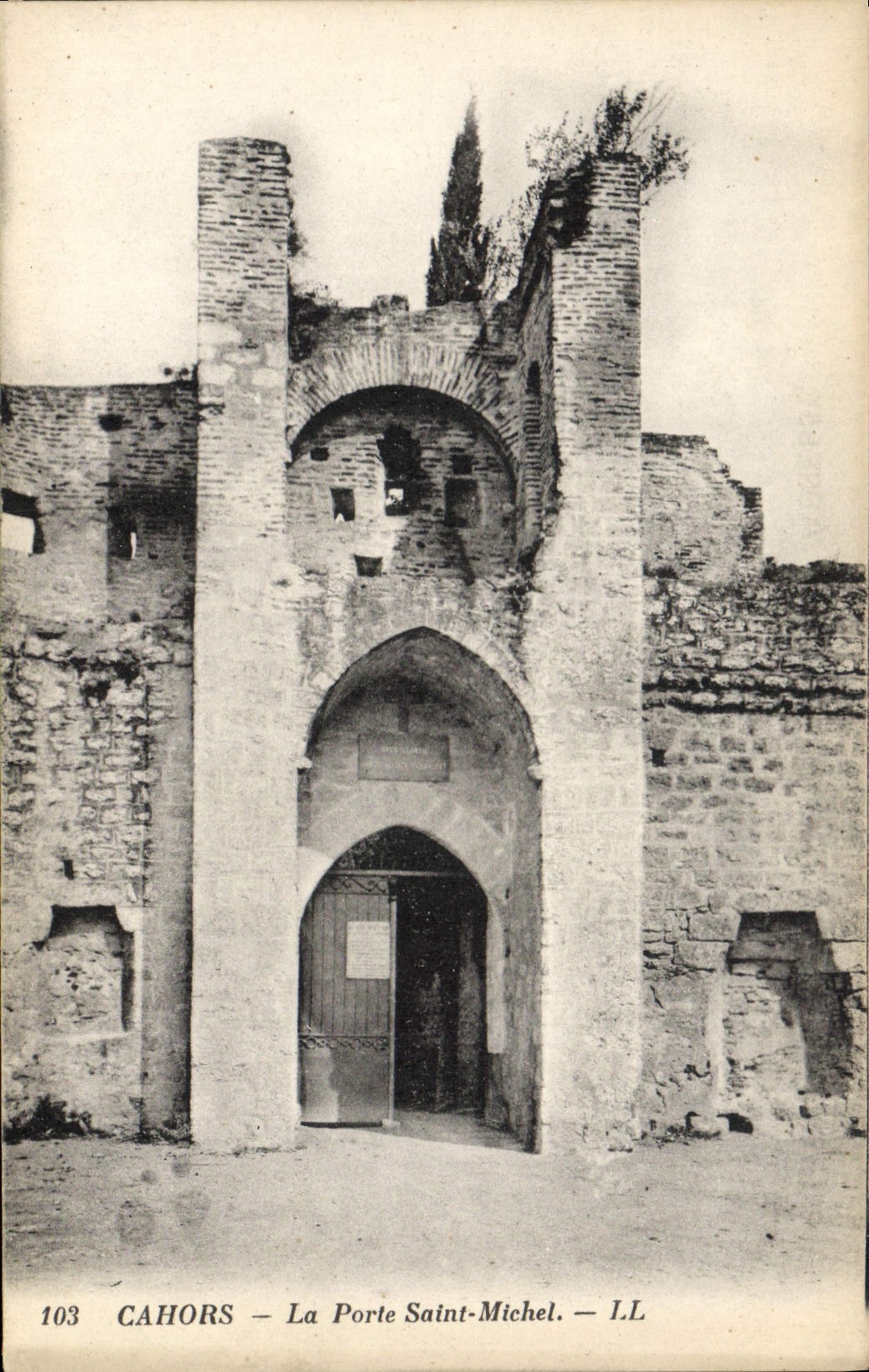 CPA Cahors la porte Saint Michel 