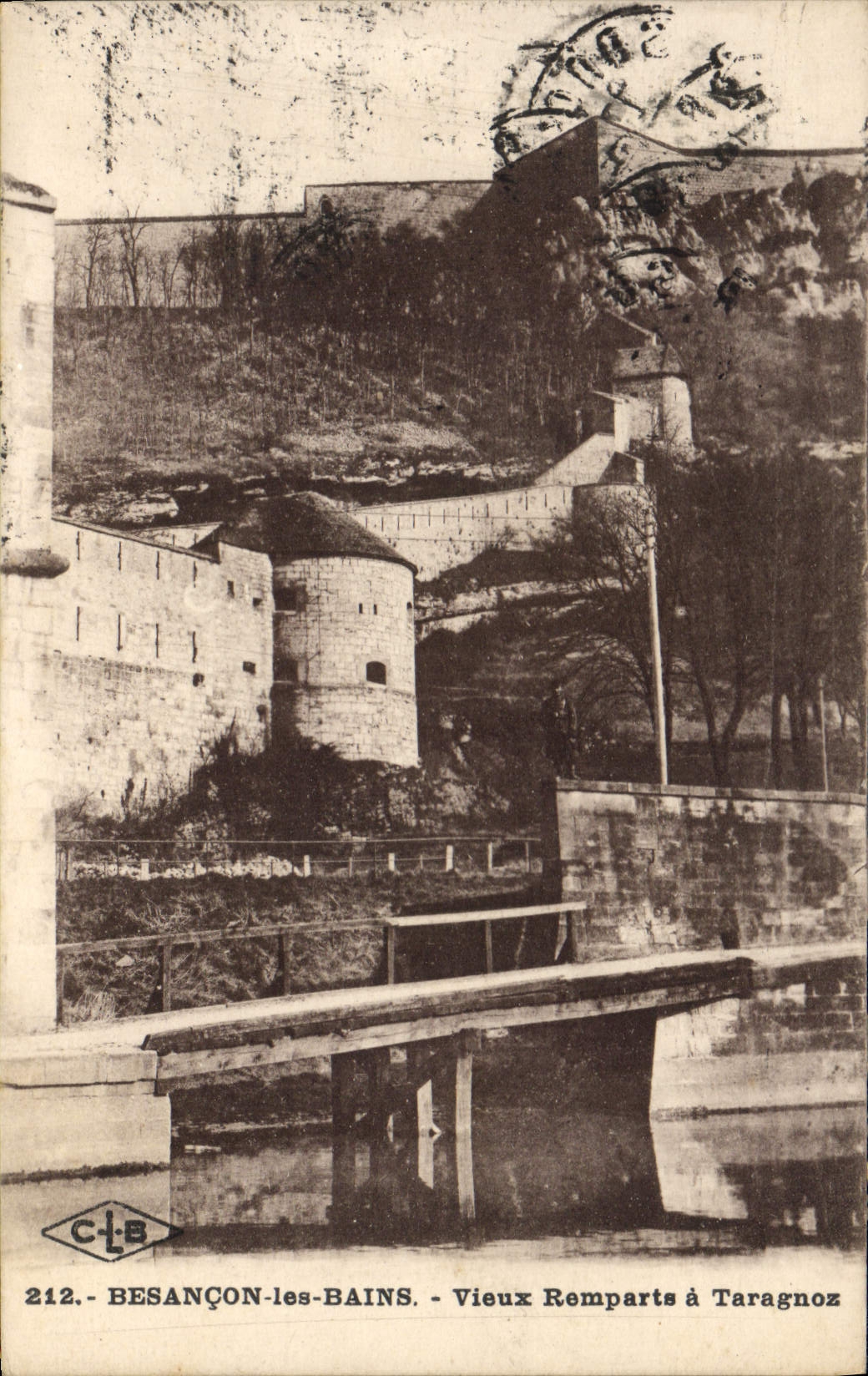 CPA Besancon les bains Vieux Remparts a Taragnoz