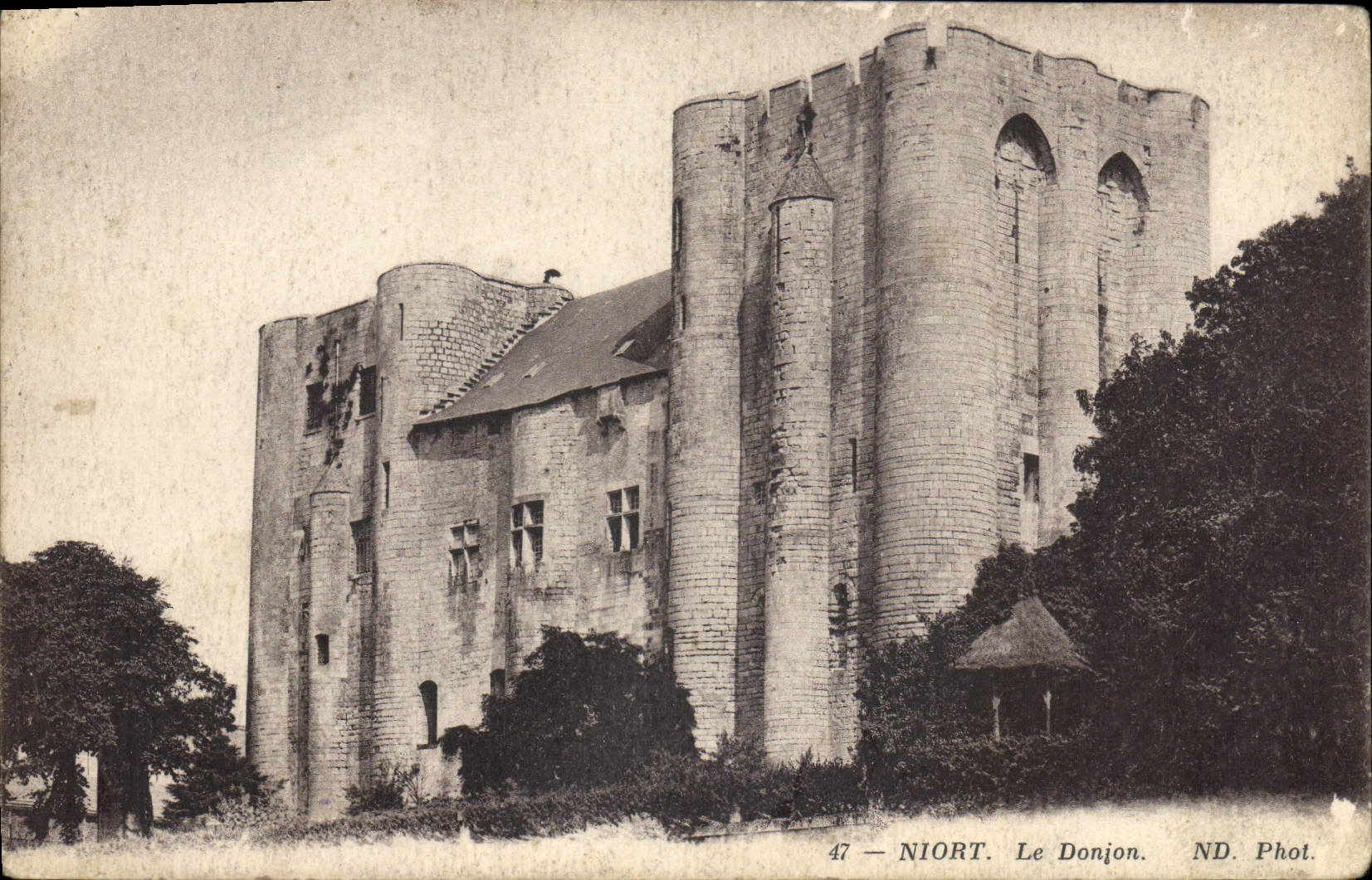 CPA Niort Le Donjon  