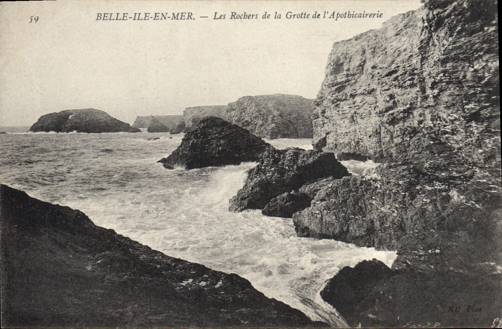 CPA Belle Ile en mer Les Roches de grotte de l'Apotbicairerie